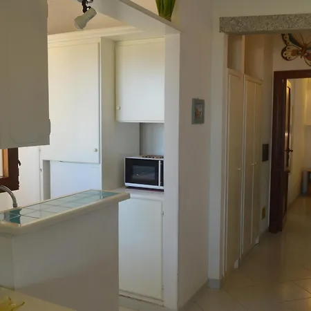 Corbezzolo Apartment *